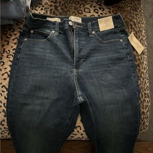 Universals bread high rise skinny jeans